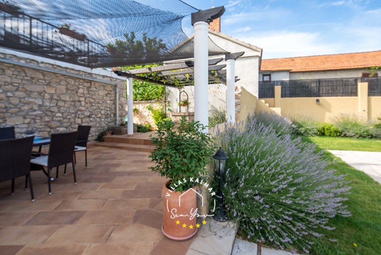 Villa Bozini Dvori image 54 of 110