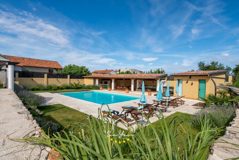 Villa Bozini Dvori image 57 of 110