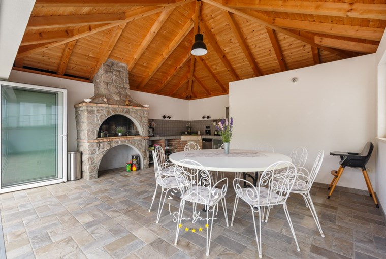 Villa Modern House Ana image 14 of 56