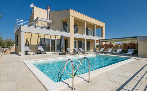 Villa Valentina image 1 of 6