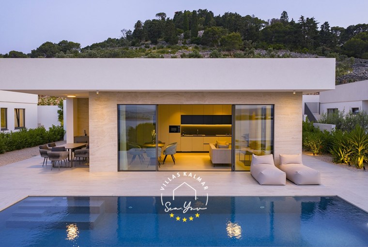 Villa D8 image 51 of 57