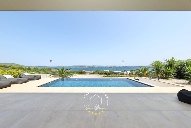 Villa D10 foto 4 di 39