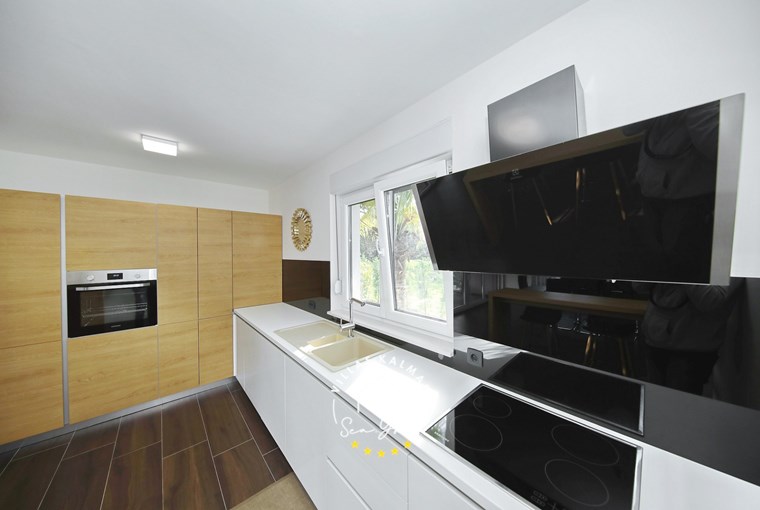 Villa Angelina image 28 of 44