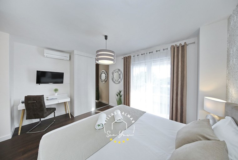 Villa Angelina image 31 of 44