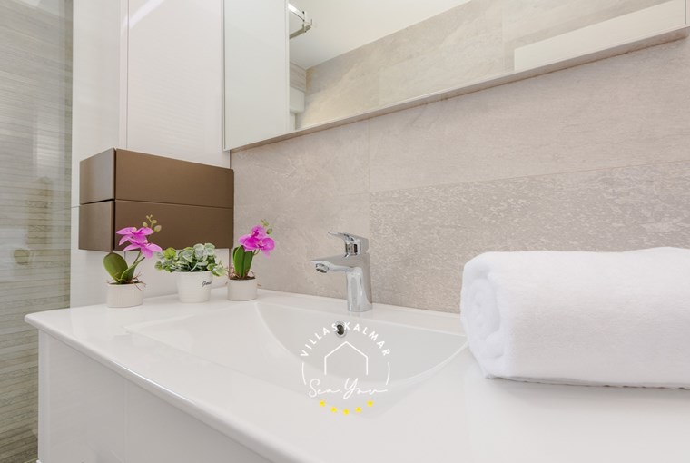 Villa Angelina image 39 of 44