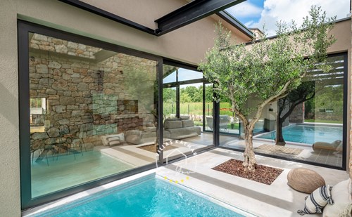 Villa CasaNova image 3 of 6