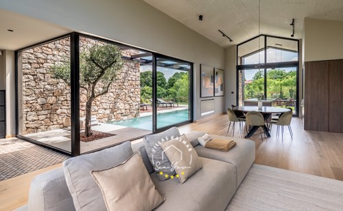 Villa CasaNova image 2 of 6