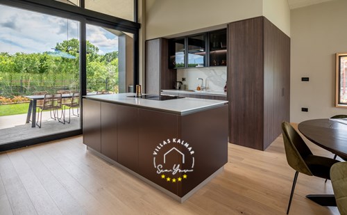 Villa CasaNova image 5 of 6