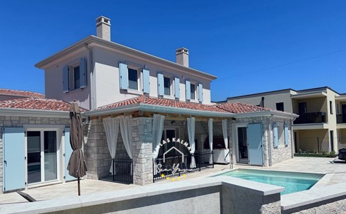 Villa Oliva Tar image 1 of 6