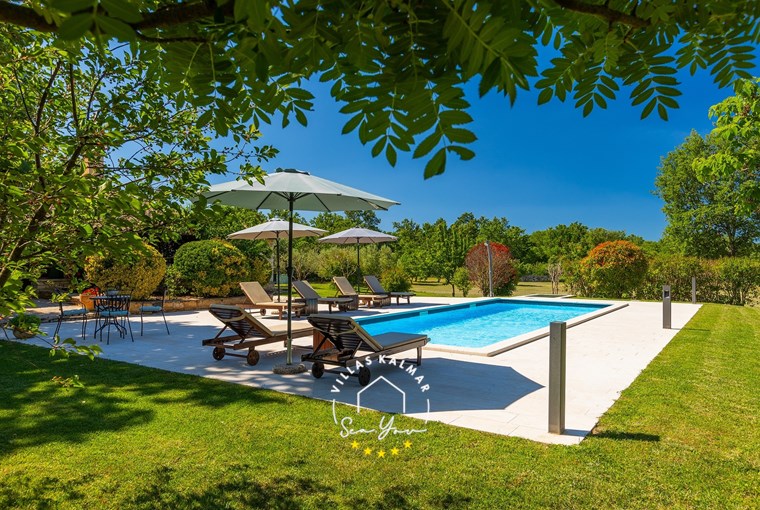 Villa Valade image 21 of 60