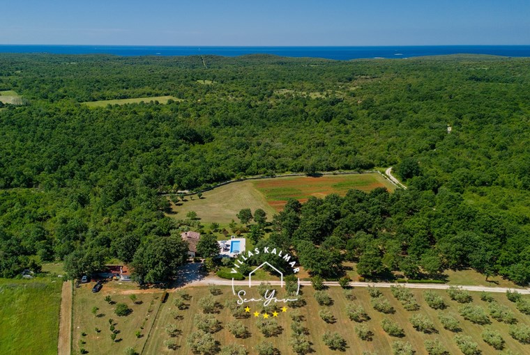 Villa Valade image 4 of 60
