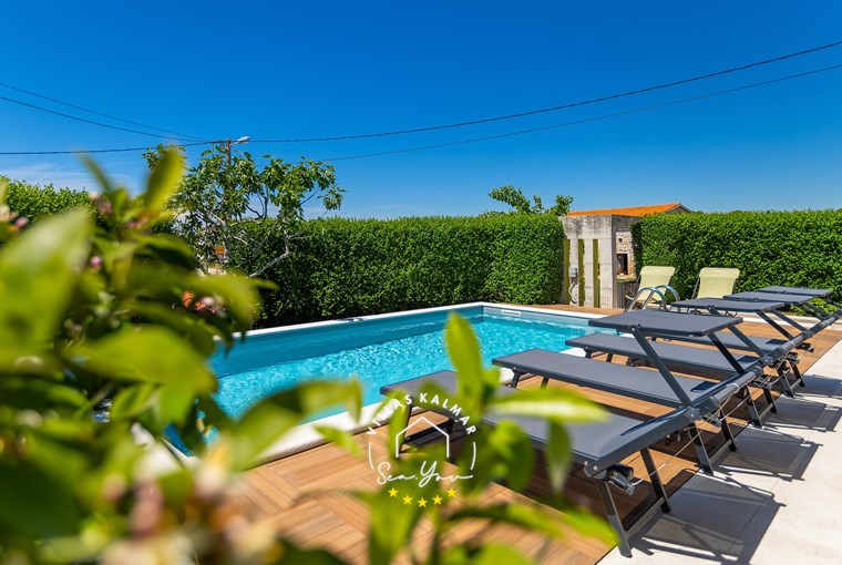 Villa Val image 2 of 55