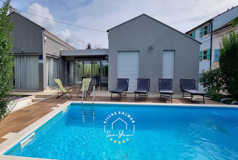 Villa Val foto 1 di 44