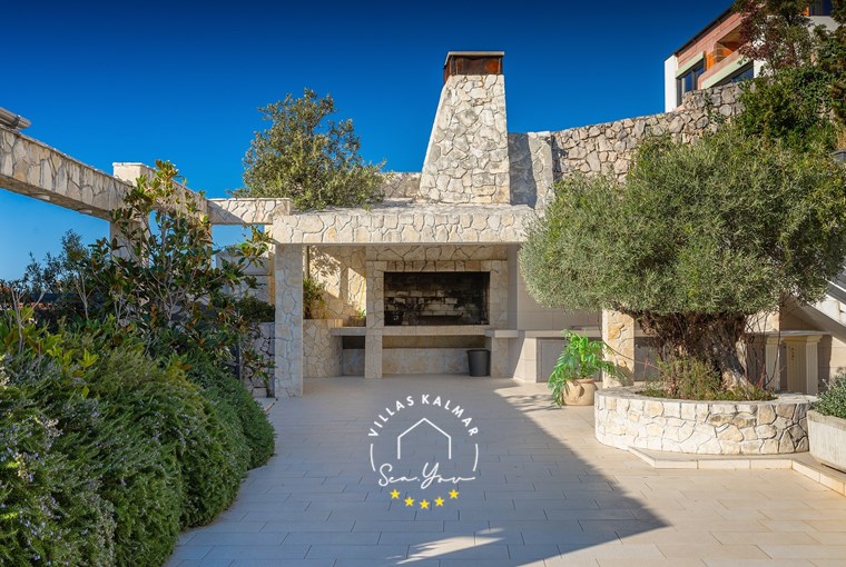 Villa Viktoria foto 9 di 123