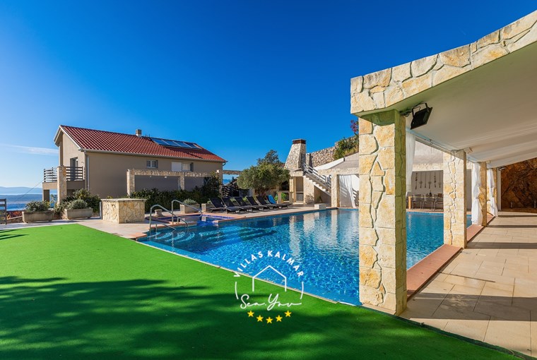 Villa Viktoria foto 8 di 123