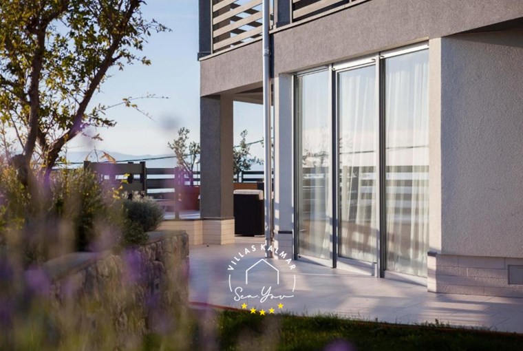 Villa Viktoria foto 14 di 123