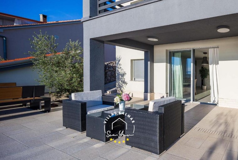 Villa Viktoria foto 33 di 123