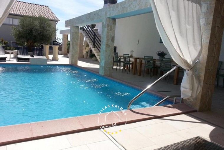 Villa Viktoria foto 17 di 123