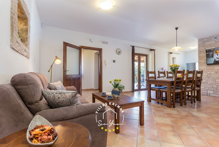 Villa Elida image 2 of 60