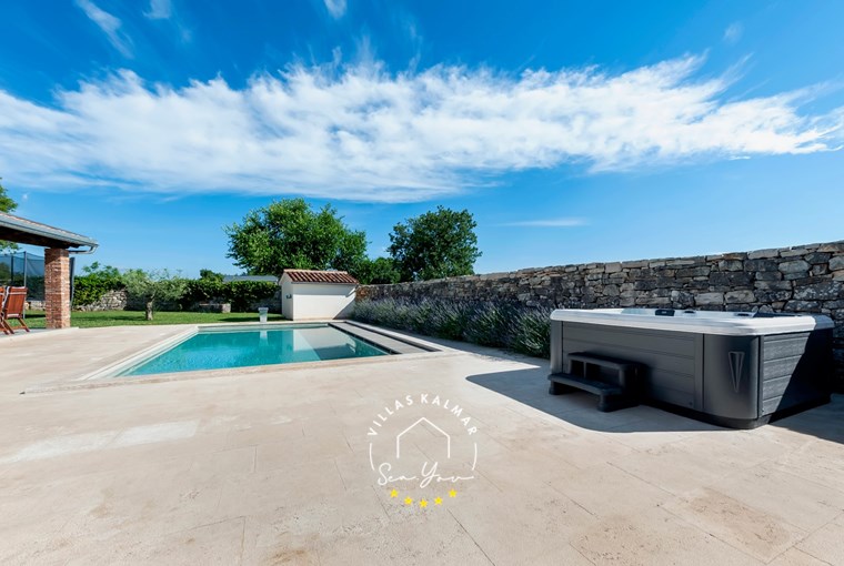 Villa Tomani image 5 of 108