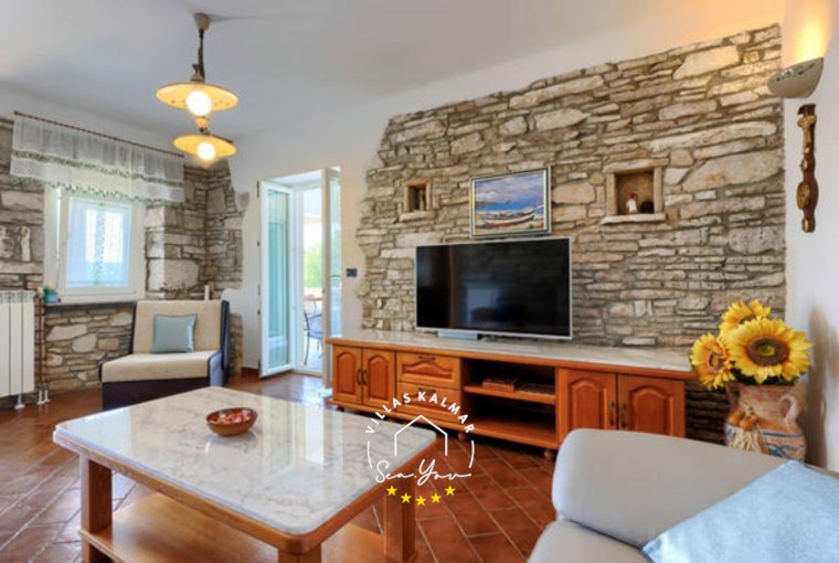 Villa Dina image 5 of 53