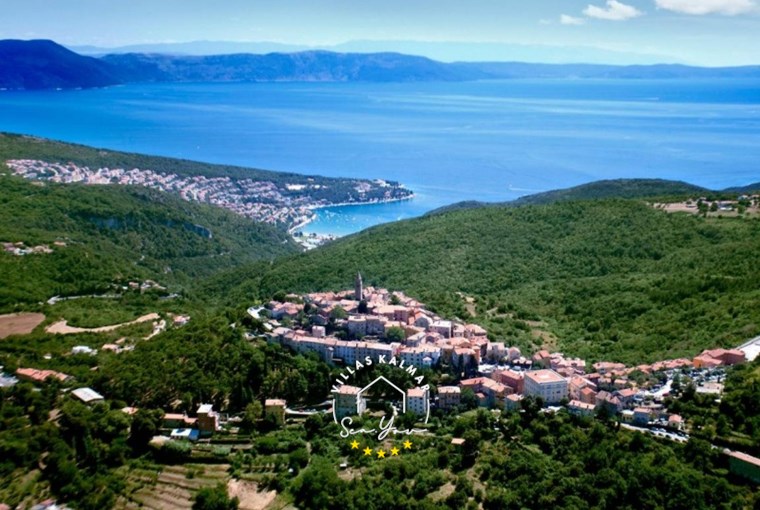 Villa Dina image 3 of 53