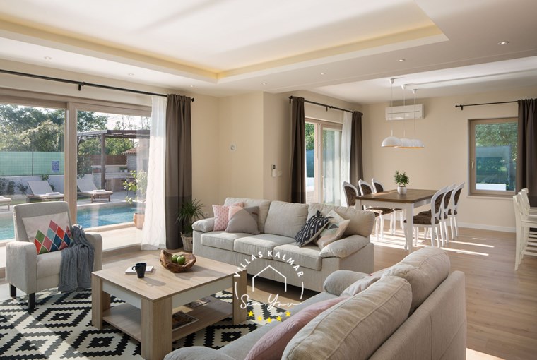 Villa Tisa image 2 of 25